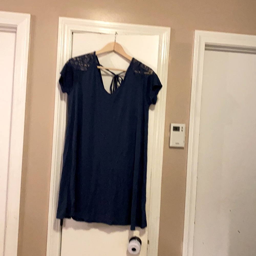 Aeropostale lace sleeve dress